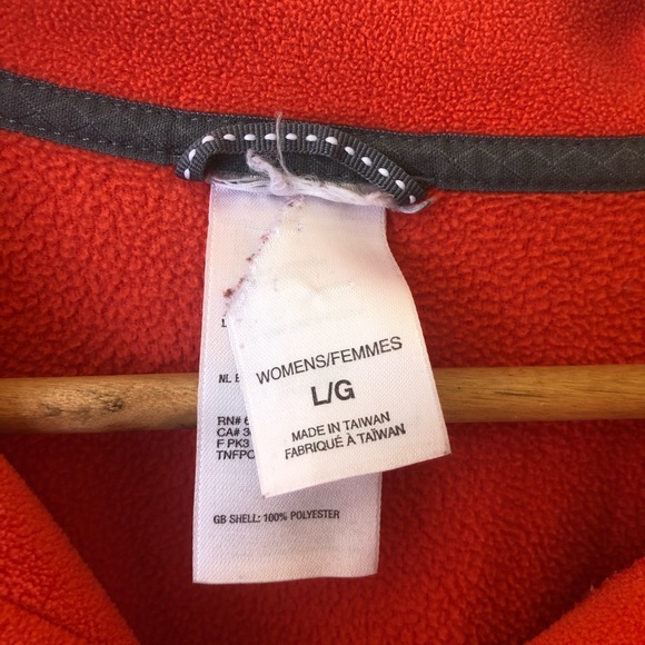 The North Face quarter zip fleece sweater - Picture 3 of 5